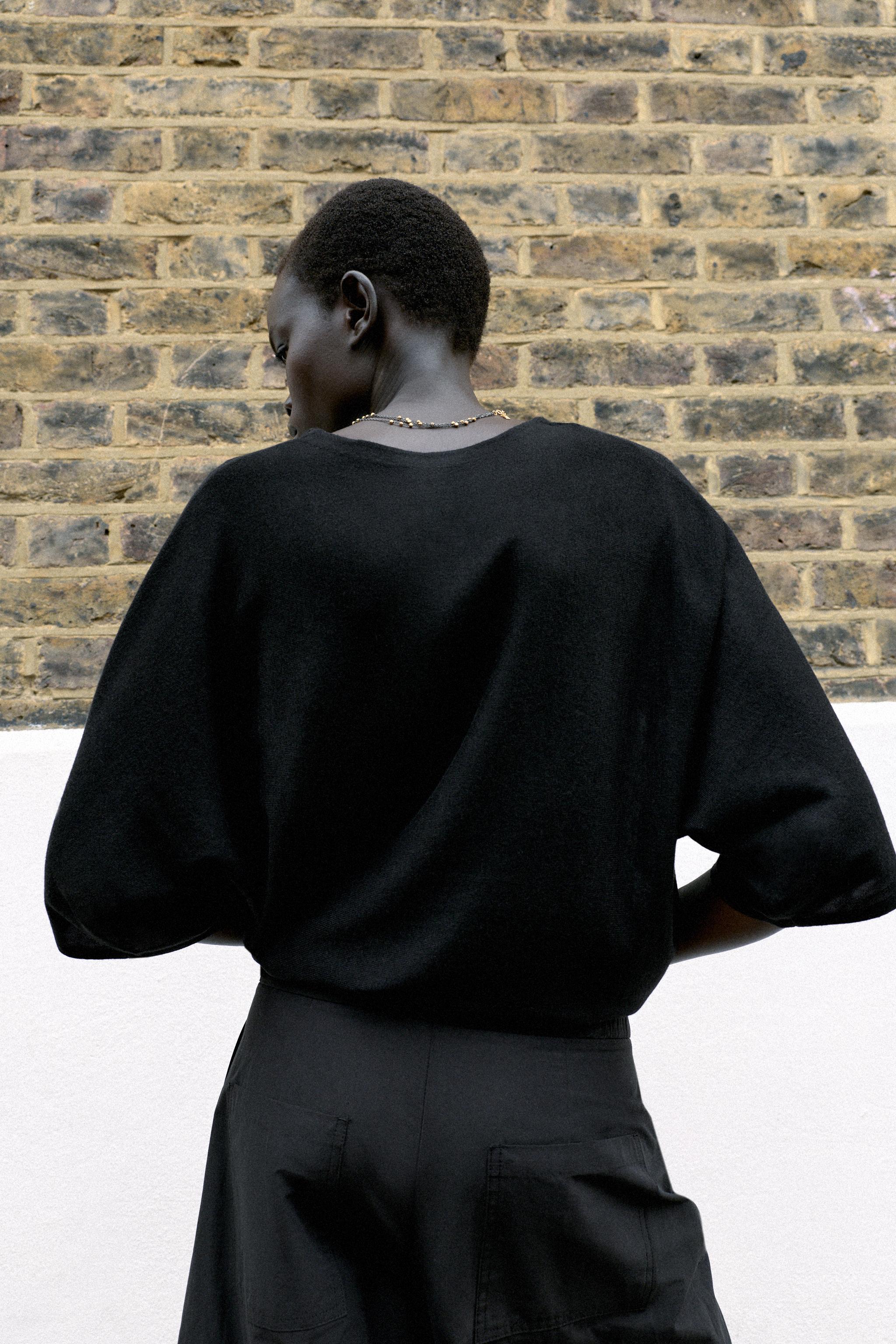 THREE-QUARTER SLEEVE KNIT JUMPER